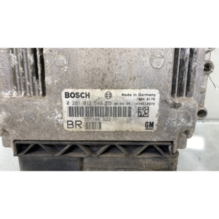Calculateur moteur OPEL ZAFIRA B