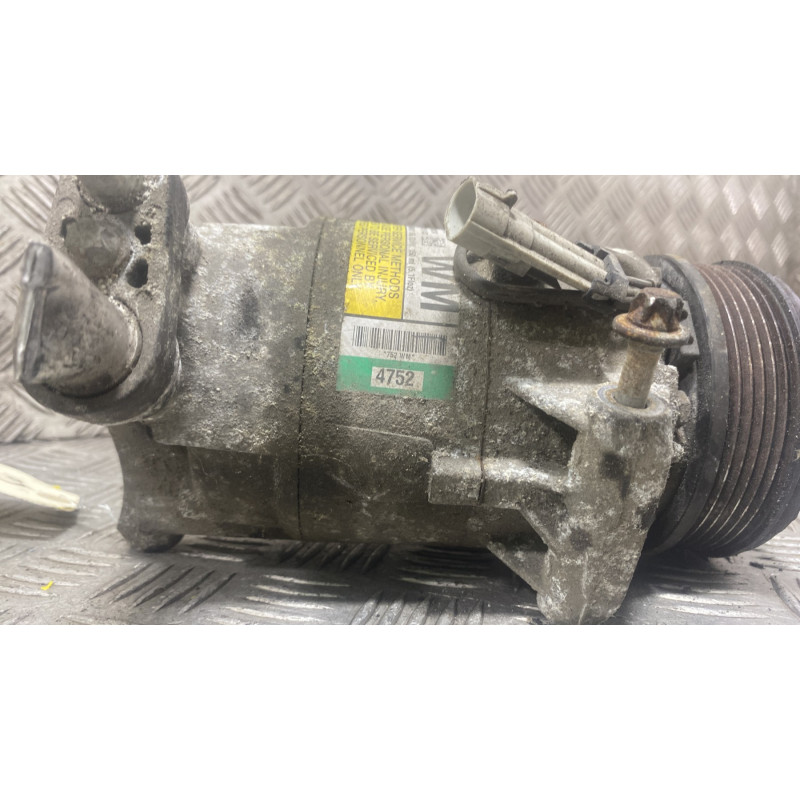 Compresseur clim OPEL ZAFIRA B Photo n°3