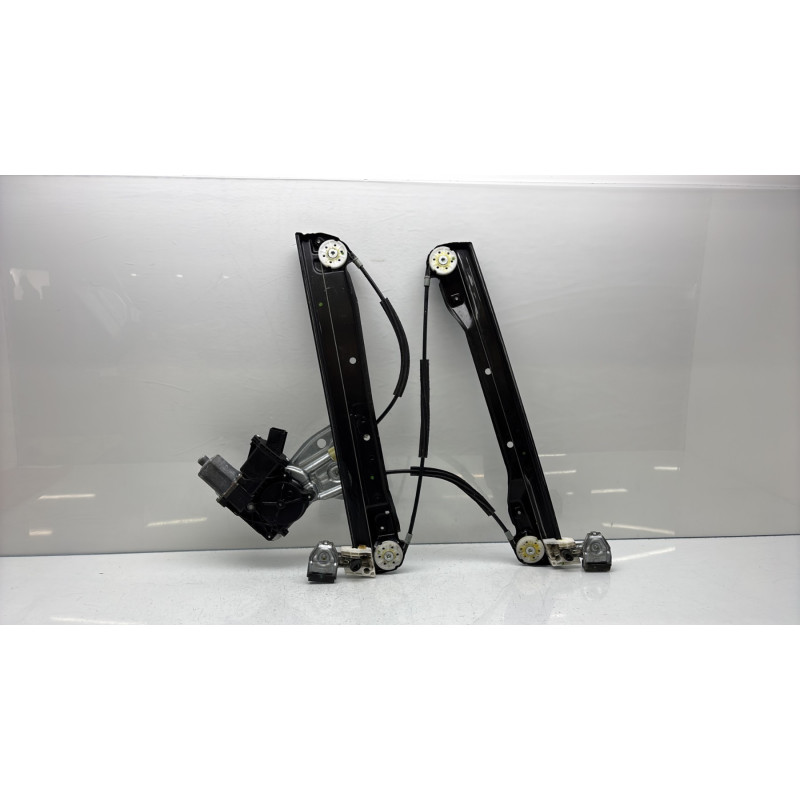 Leve vitre electrique avant droit OPEL MERIVA B Photo n°7