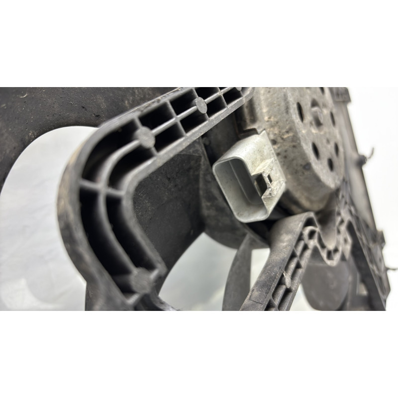 Moto ventilateur radiateur OPEL MERIVA B Photo n°5
