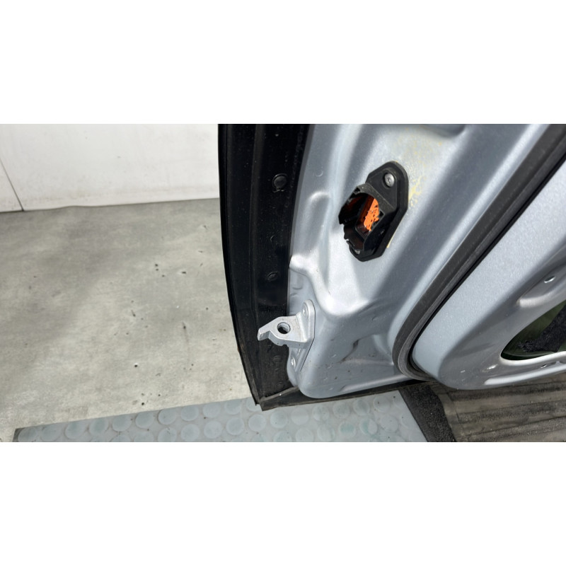 Porte avant droit MERCEDES CLASSE R 251 Photo n°3