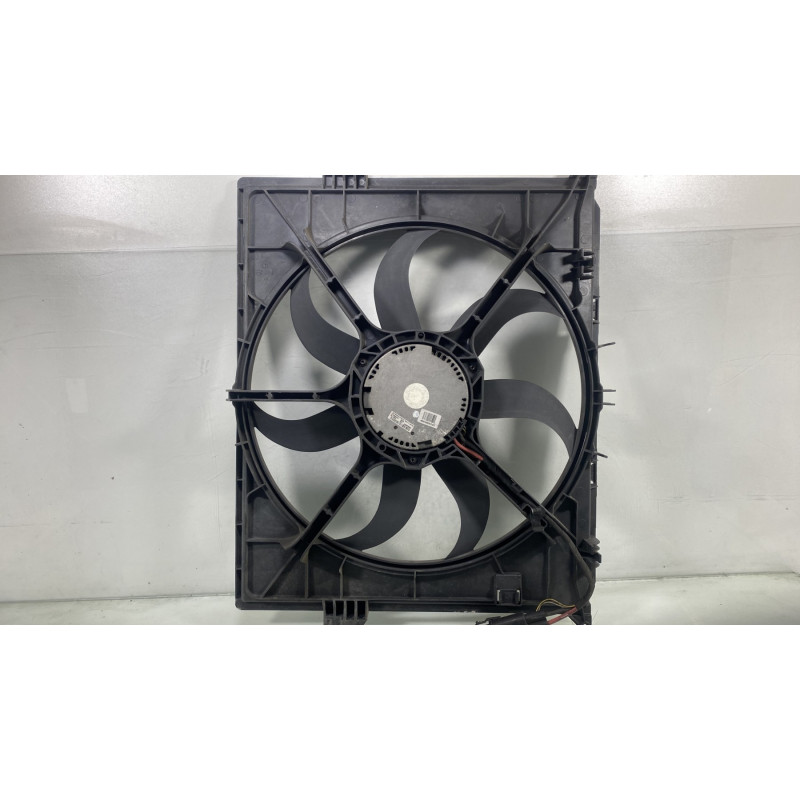 Moto ventilateur radiateur MERCEDES CLASSE R 251 Photo n°3