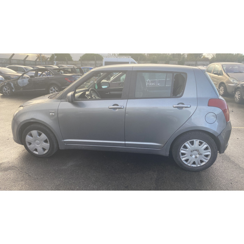 Retroviseur droit SUZUKI SWIFT 3 Photo n°13