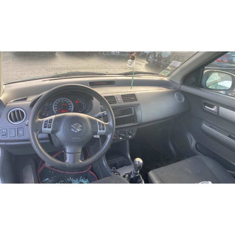 Retroviseur droit SUZUKI SWIFT 3 Photo n°19