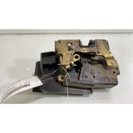 Serrure avant droit RENAULT LAGUNA 1