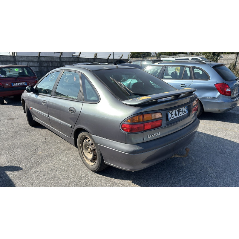 Serrure avant droit RENAULT LAGUNA 1 Photo n°8