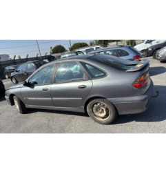 Serrure avant droit RENAULT LAGUNA 1