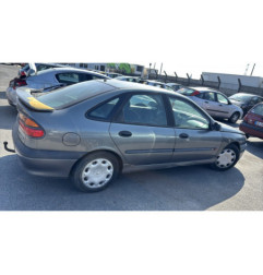 Serrure avant droit RENAULT LAGUNA 1