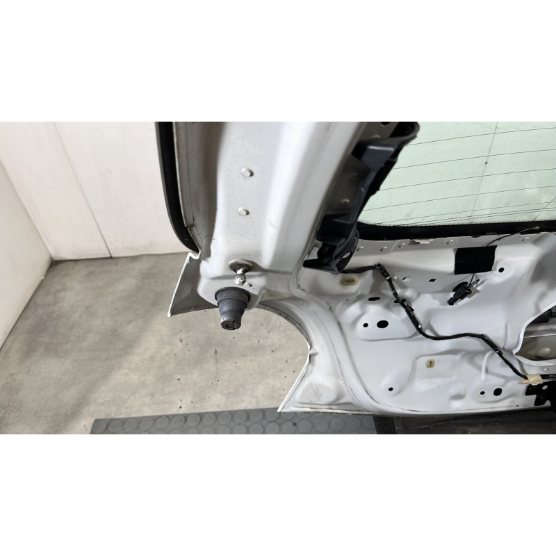 Malle/Hayon arriere PEUGEOT 208 1 Photo n°9