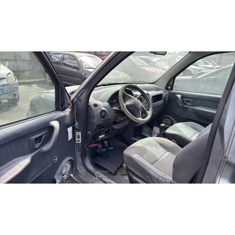 Pare choc arriere PEUGEOT PARTNER 1 Photo n°16
