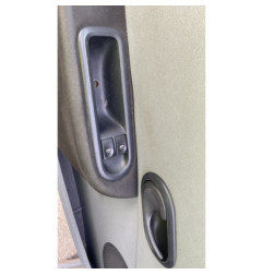 Vitre arriere droit RENAULT CLIO 3