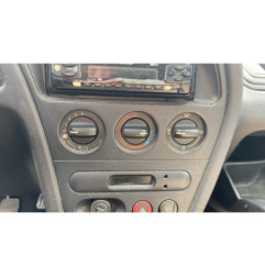 Vitre avant gauche PEUGEOT 306