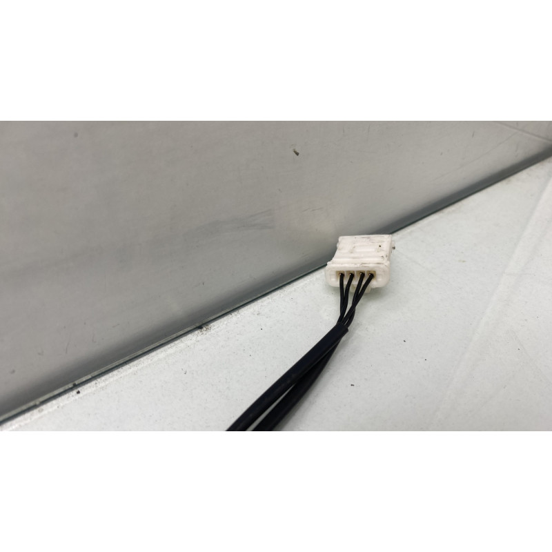 Attache ceinture arriere centrale PEUGEOT 508 1 SW Photo n°2