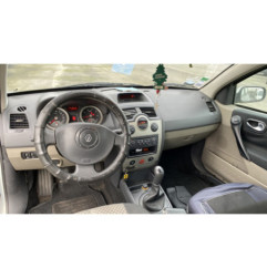 Pare boue avant gauche RENAULT MEGANE 2