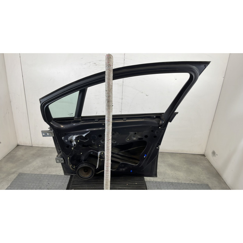 Porte avant droit OPEL MERIVA B Photo n°8