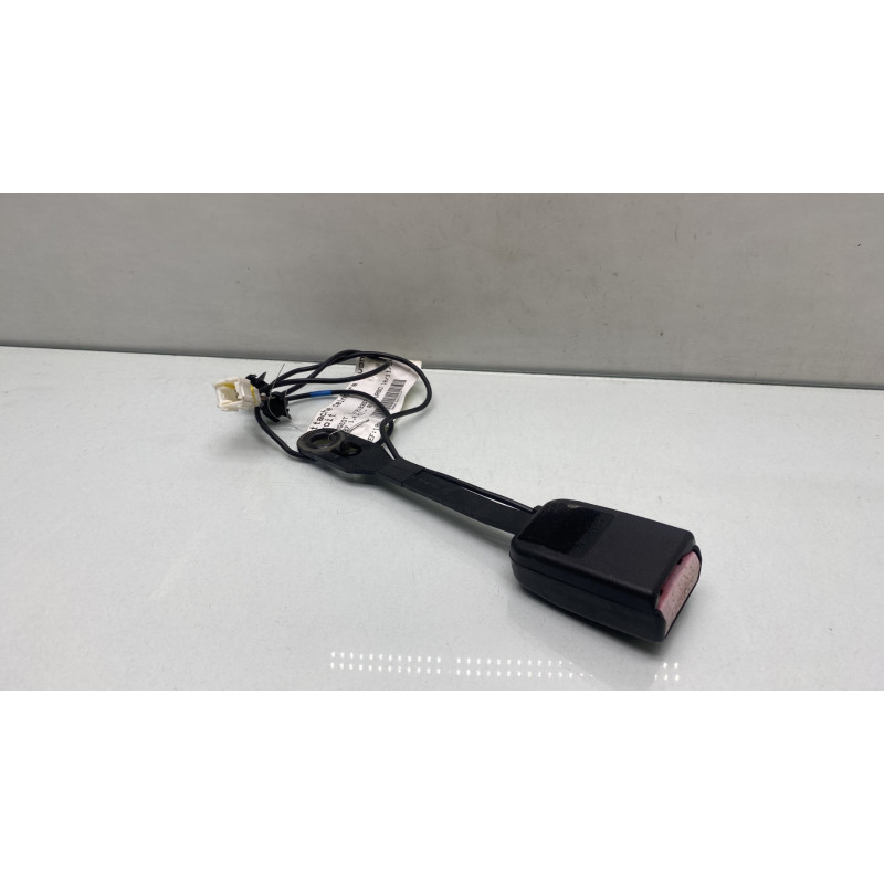 Attache ceinture avant droit PEUGEOT 1007 Photo n°4