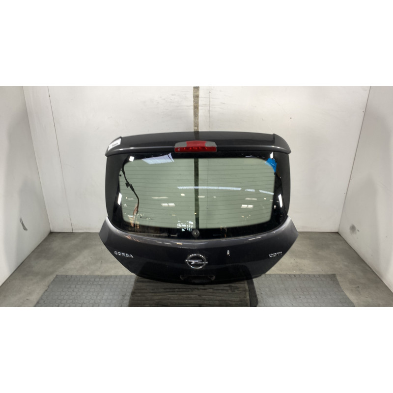 Malle/Hayon arriere OPEL CORSA D Photo n°1