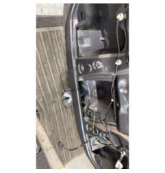 Malle/Hayon arriere OPEL CORSA D