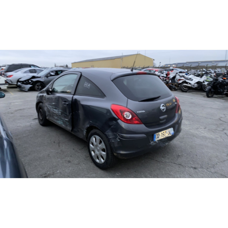 Malle/Hayon arriere OPEL CORSA D Photo n°15