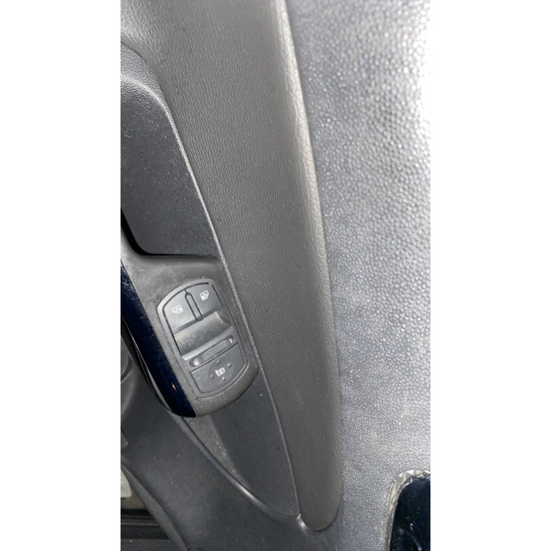 Malle/Hayon arriere OPEL CORSA D Photo n°20