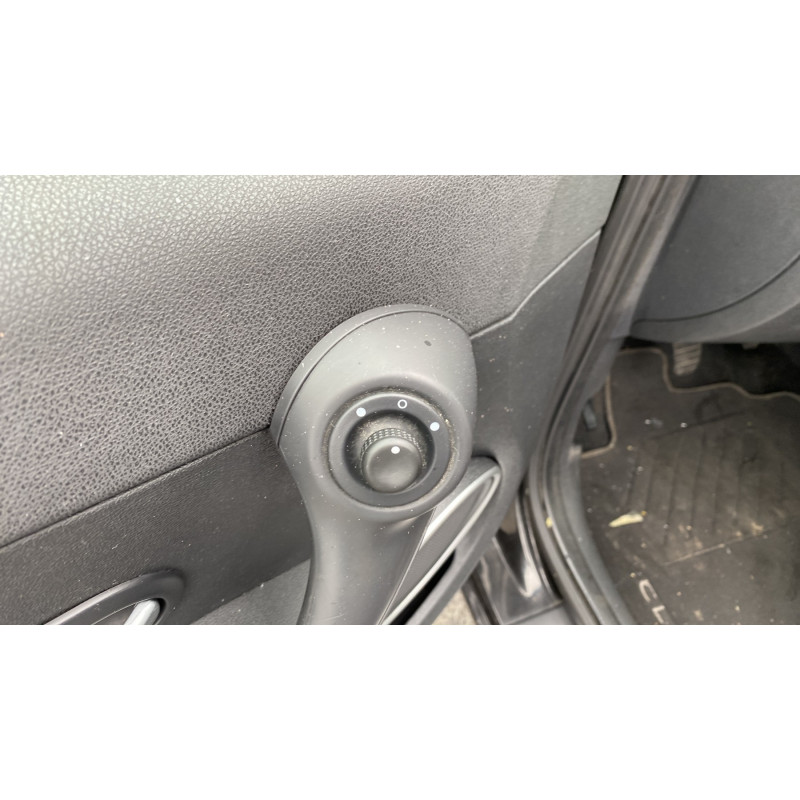 Charniere de capot RENAULT CLIO 3 Photo n°17