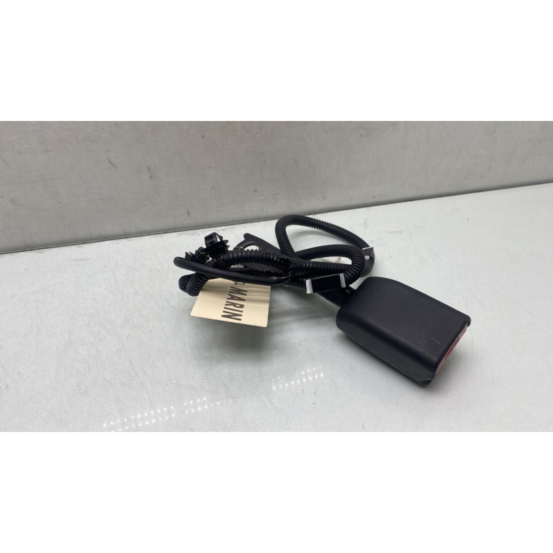 Attache ceinture avant droit TOYOTA YARIS 3 Photo n°3