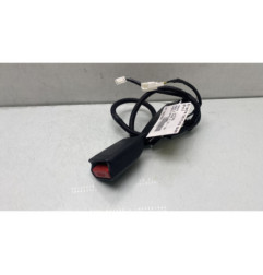 Attache ceinture avant droit TOYOTA YARIS 3