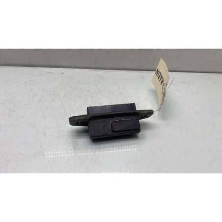 Bouton de coffre TOYOTA YARIS 3 Photo n°1