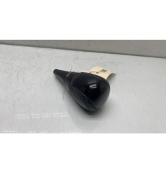 Pommeau de vitesses TOYOTA YARIS 3