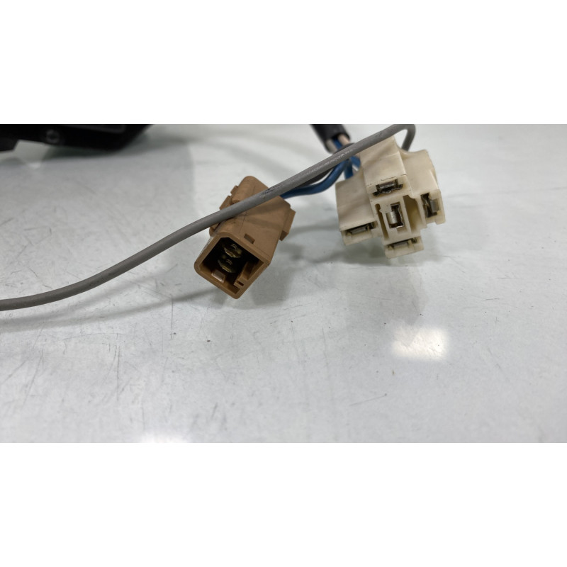 Moteur essuie glace arriere PEUGEOT 205 Photo n°4