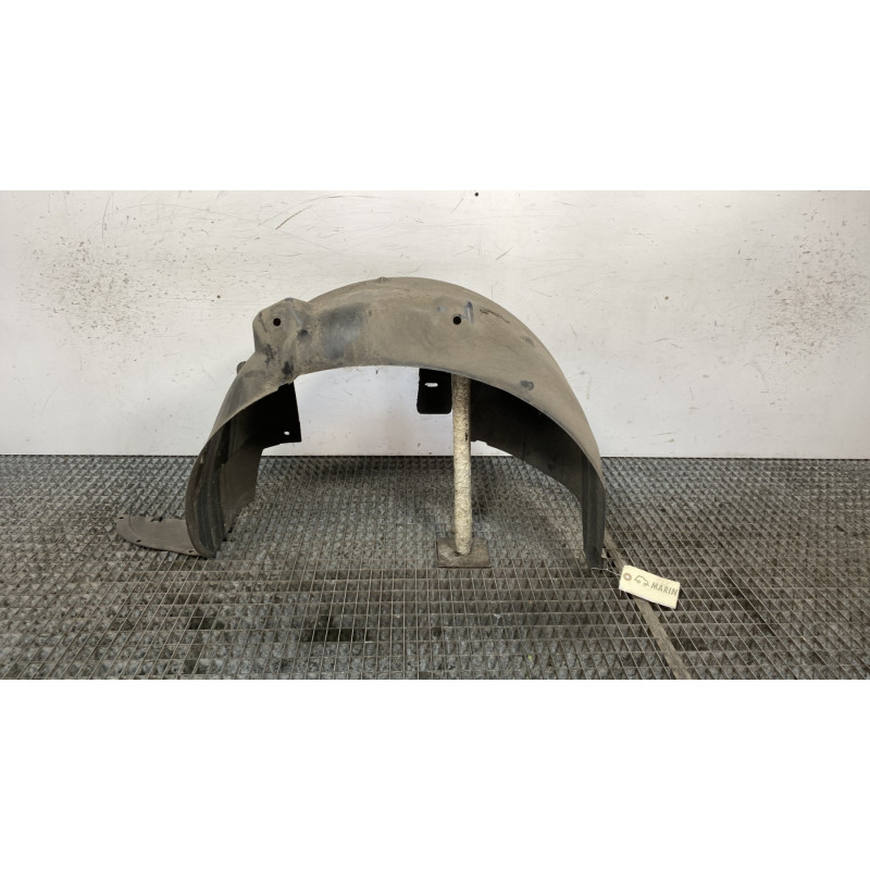 Pare boue arriere droit PEUGEOT 307 Photo n°4