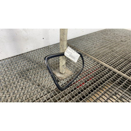 Enjoliveur de feu arriere droit MINI MINI 2 R56
