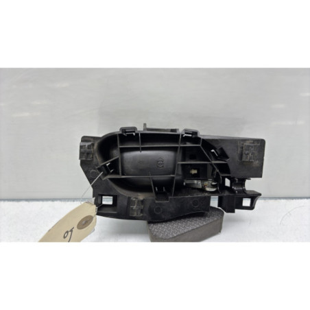 Poignee interieur avant gauche PEUGEOT 208 1