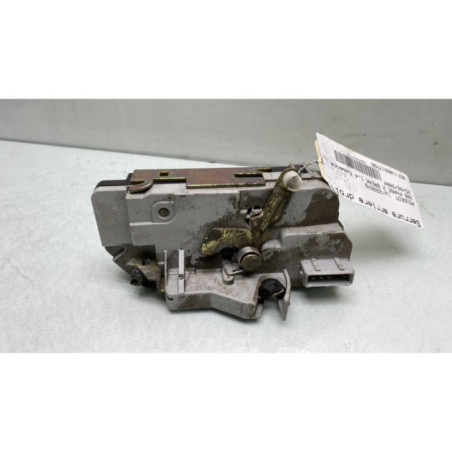 Serrure arriere droit PEUGEOT 206