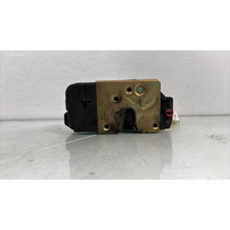 Serrure arriere droit PEUGEOT 206