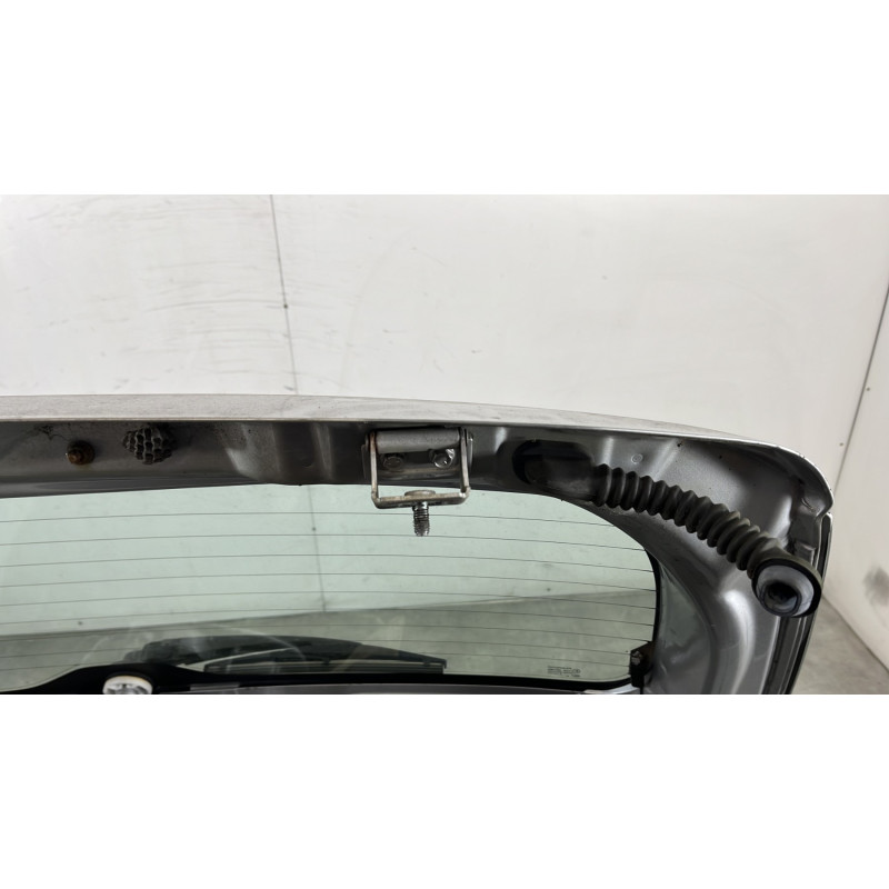 Malle/Hayon arriere SUZUKI SWIFT 3 Photo n°7