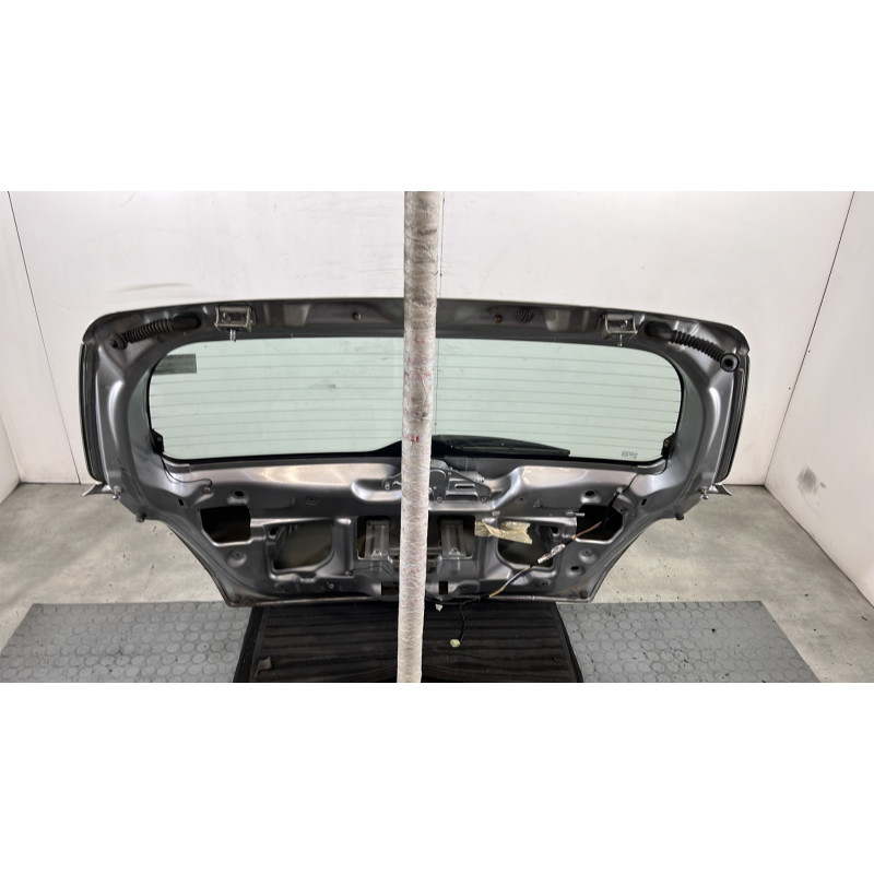 Malle/Hayon arriere SUZUKI SWIFT 3 Photo n°10