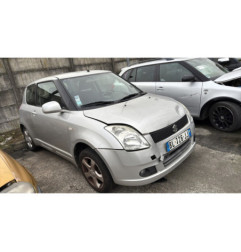 Poignee porte avant gauche SUZUKI SWIFT 3
