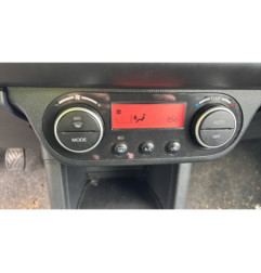 Vitre avant droit SUZUKI SWIFT 3