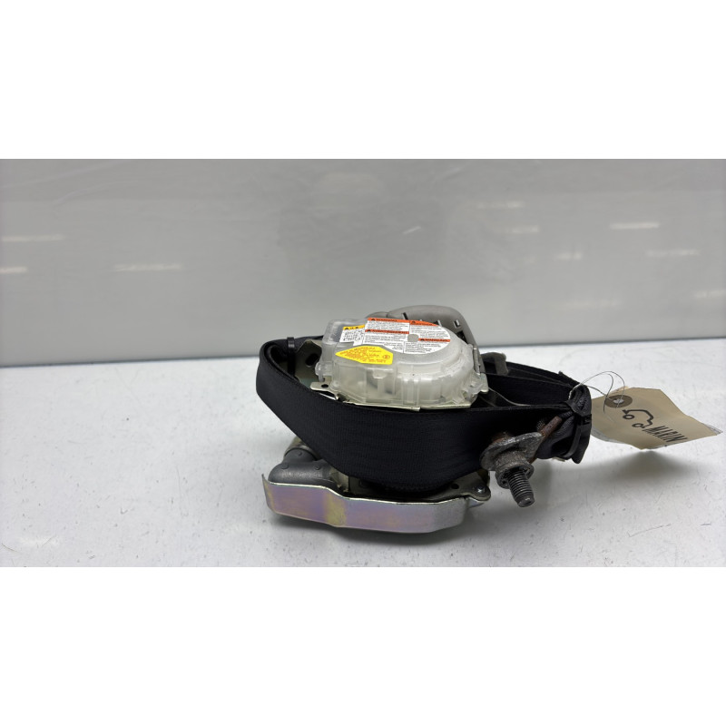 Pretensionneur de ceinture avant gauche SUZUKI SWIFT 3 Photo n°1