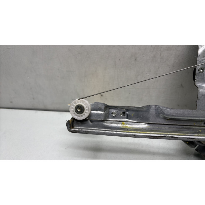 Leve vitre electrique arriere gauche CITROEN C4 GRAND PICASSO 1 Photo n°3