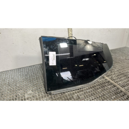 Custode arriere gauche PEUGEOT 5008 1