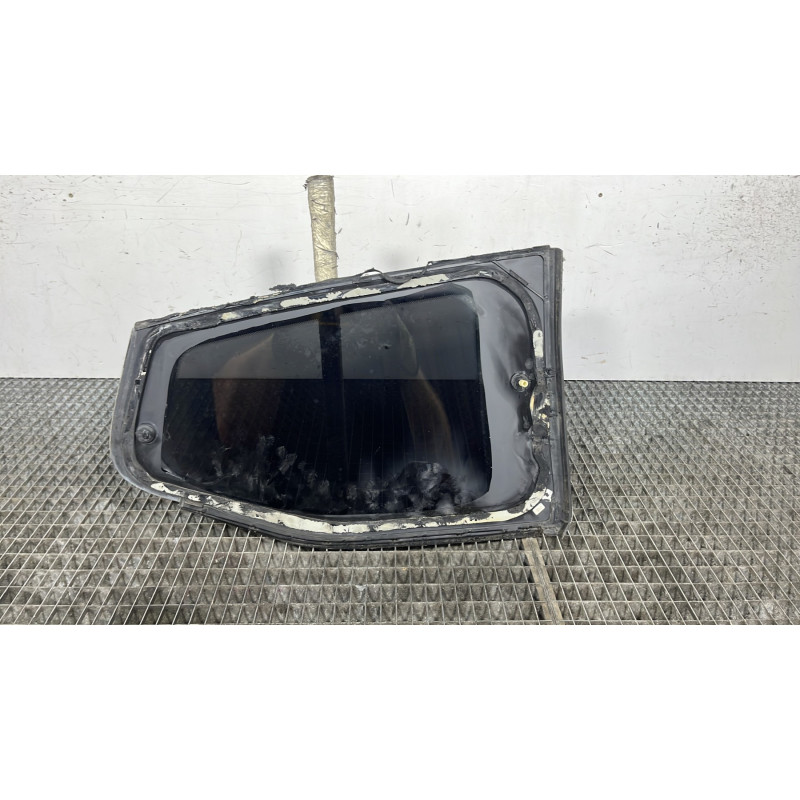 Custode arriere gauche PEUGEOT 5008 1 Photo n°4