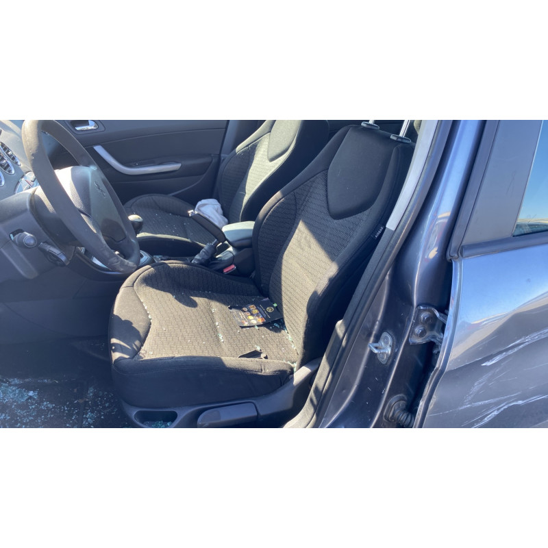 Porte arriere droit PEUGEOT 308 1 SW Photo n°19