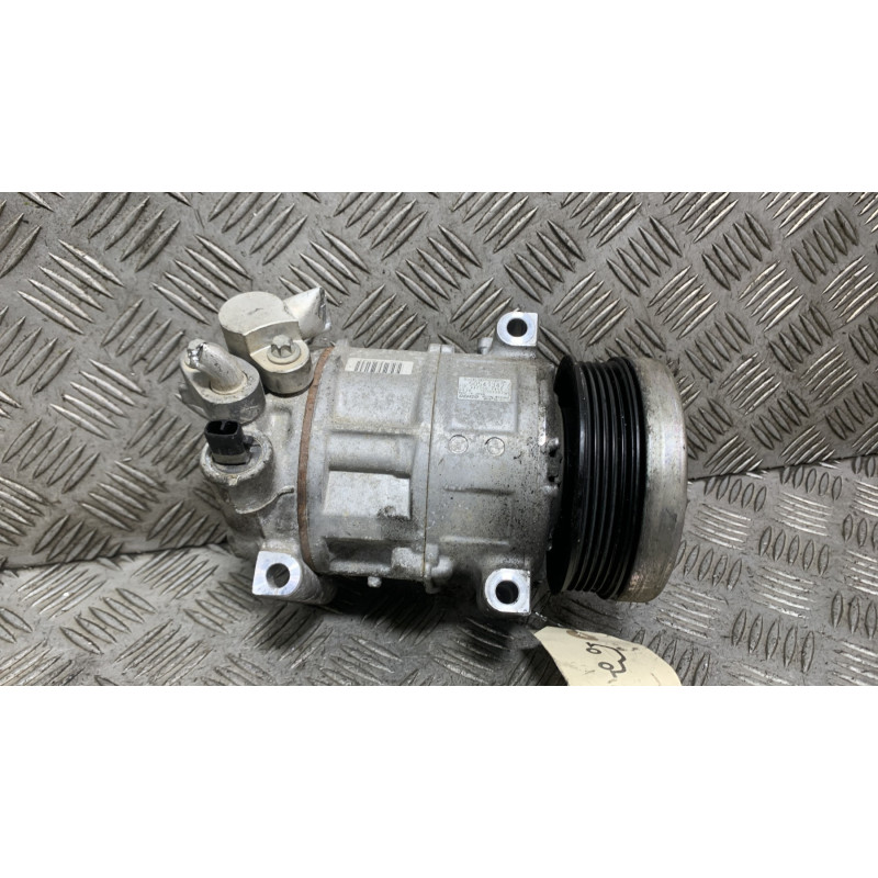 Compresseur clim FIAT PUNTO 3 Photo n°1