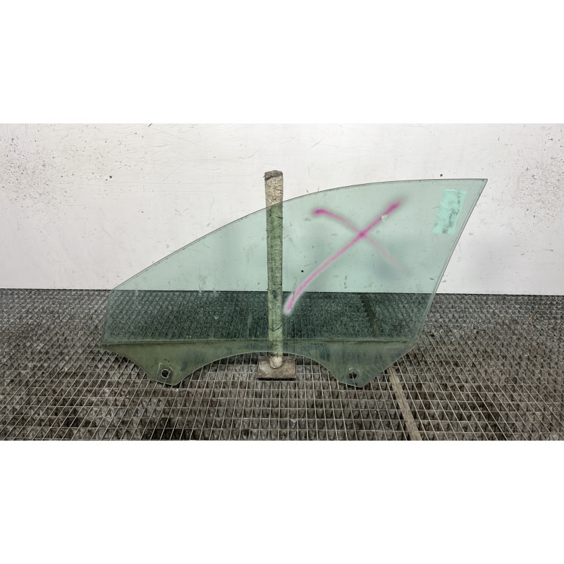 Vitre avant droit AUDI A3 2 Photo n°6