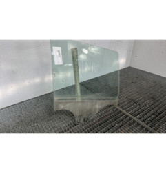 Vitre arriere droit DACIA SANDERO 2