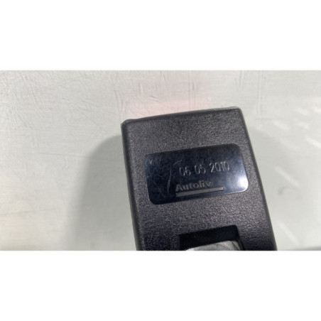 Attache ceinture arriere droit RENAULT MEGANE 3