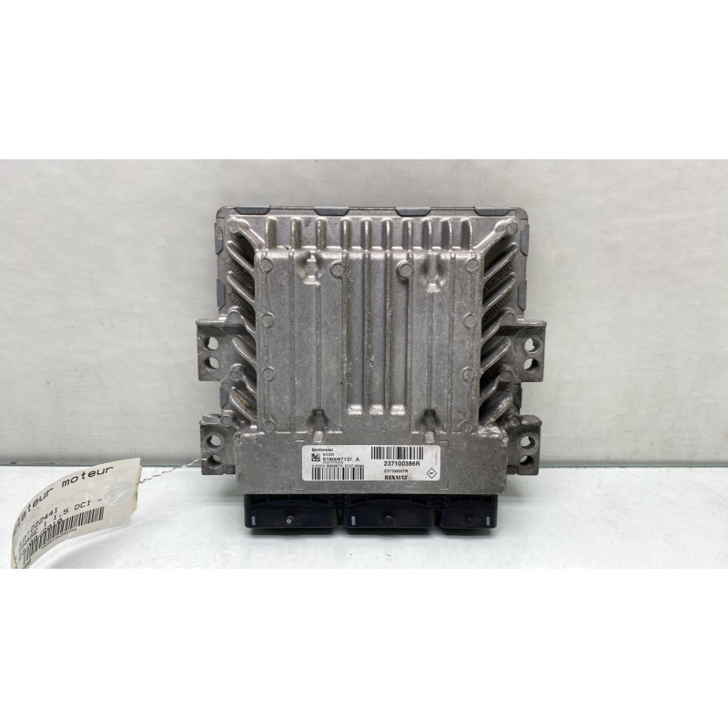 Calculateur moteur RENAULT MEGANE 3 Photo n°1