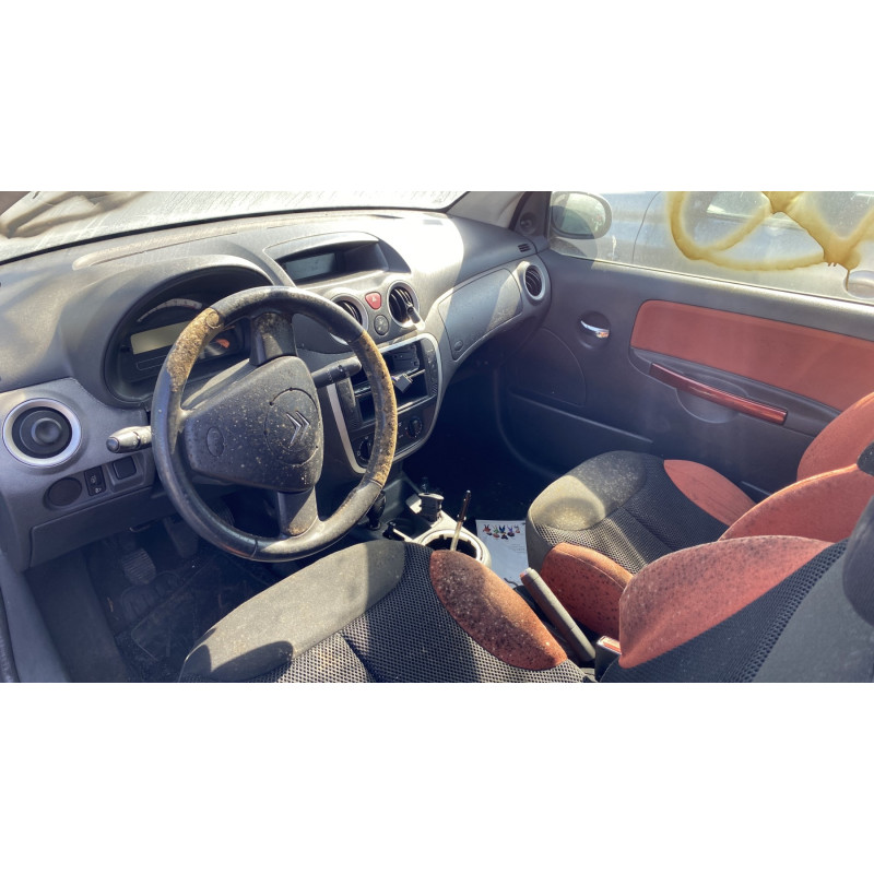 Feu arriere stop central CITROEN C2 Photo n°16